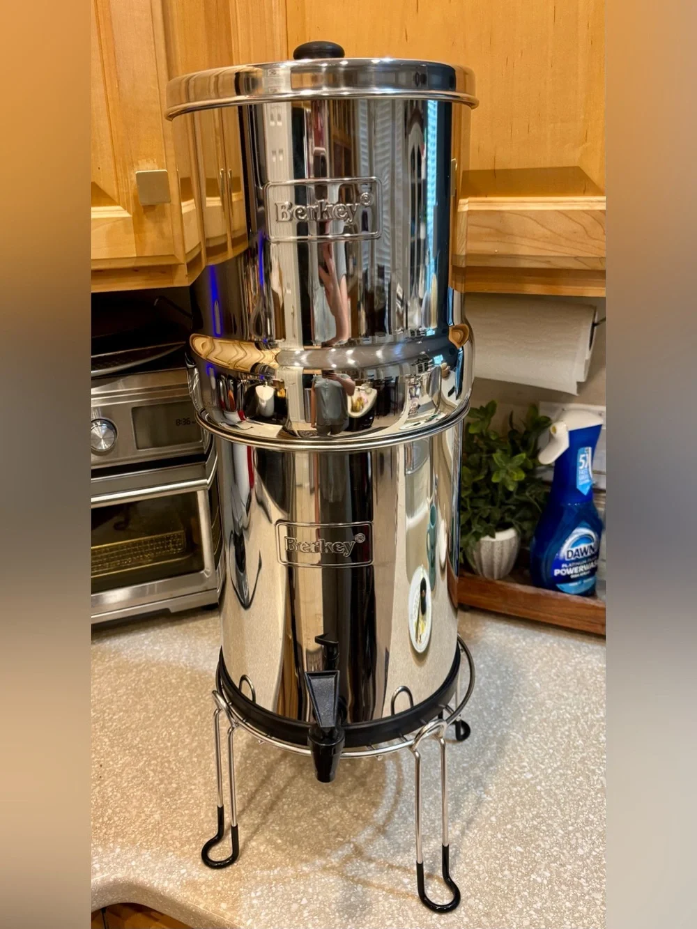 Berkey Stainless steel gravity-fed water filtration system with Stand